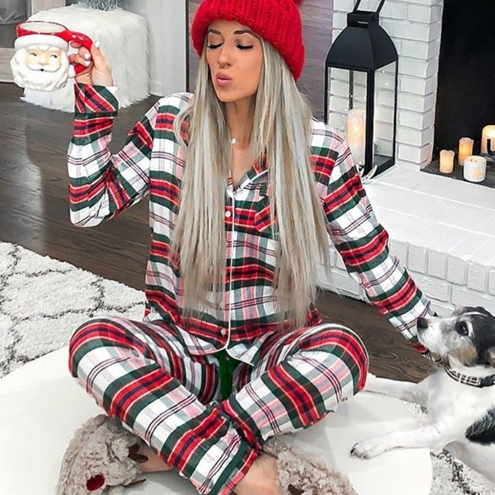 LAST ONE! Christmas Plaid 2-piece Pajama Set - Picture 4 of 10